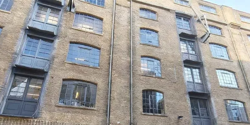 The building's entrance and frontage.