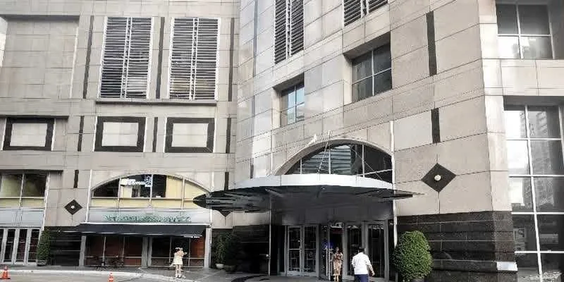 The building's entrance and frontage.