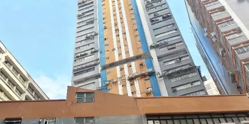 The building's entrance and frontage.