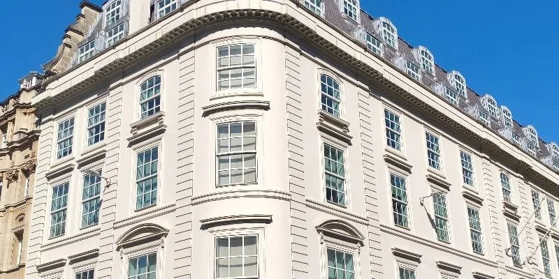 The building's entrance and frontage.