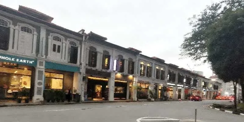 大楼的入口和正面。