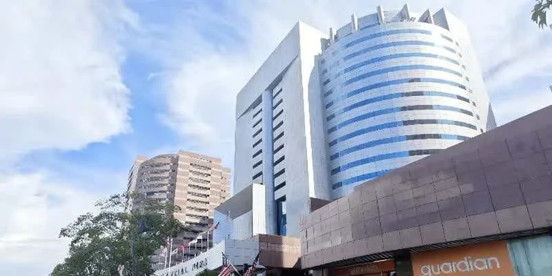 大楼的入口和正面。