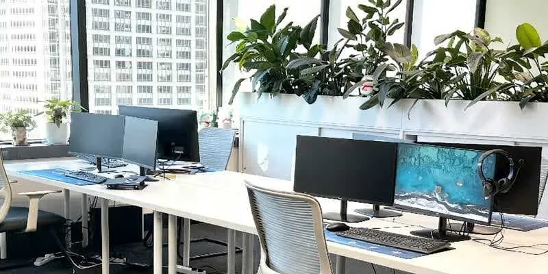 大楼内部。