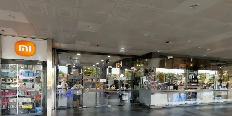 大楼的入口和正面。