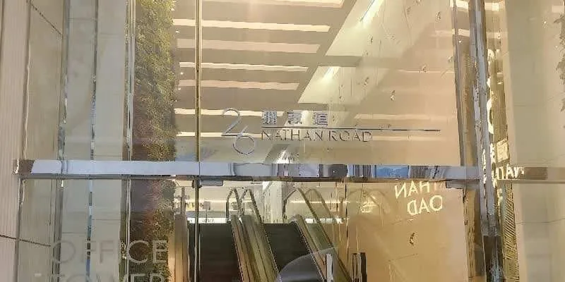 大楼的入口和正面。