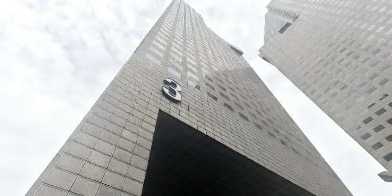 大樓的入口和正面。