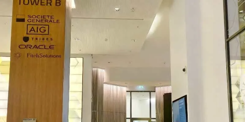 大樓內部。