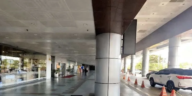 大樓內部。