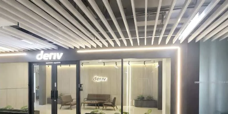 大樓的入口和正面。