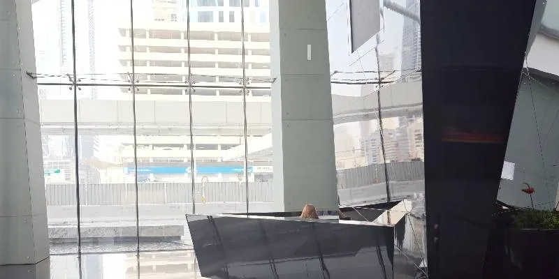 大樓內部。
