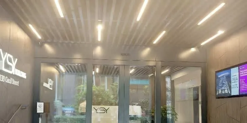 大樓內部。