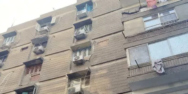 大樓的入口和正面。