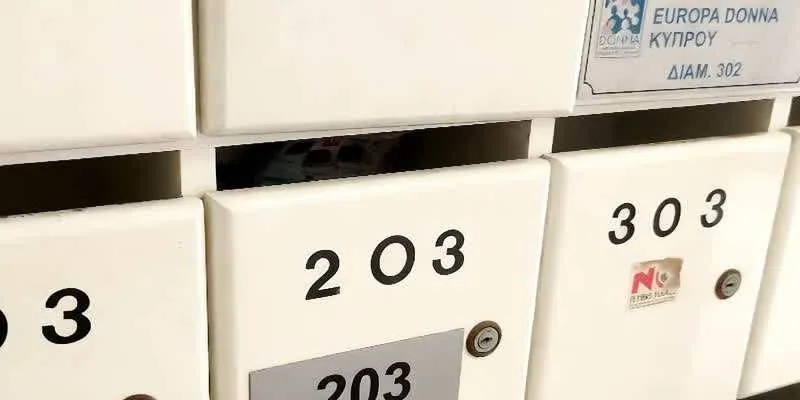 大樓內部。