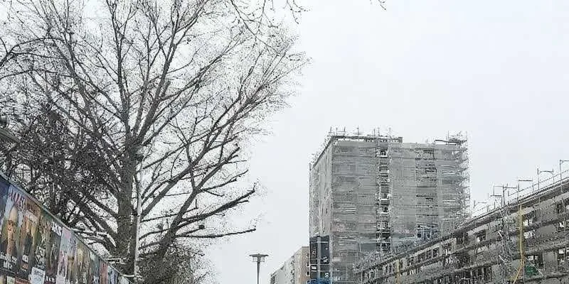 大樓的入口和正面。