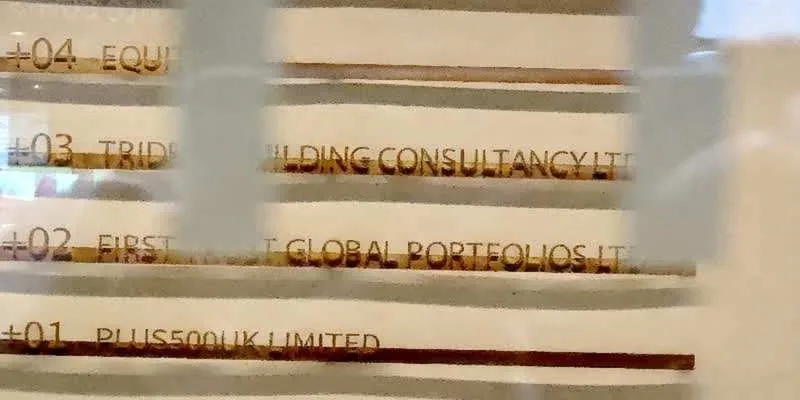 辦公樓層。