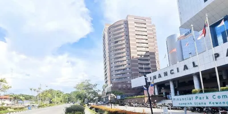 大樓的入口和正面。